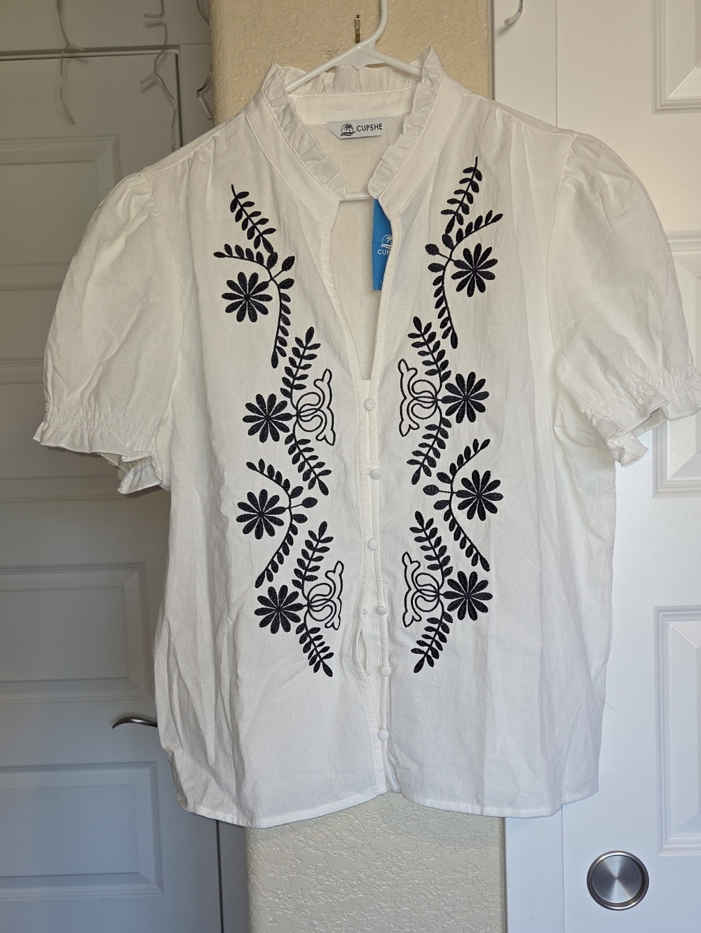 Cupshe White Button-Up Blouse with Black Floral Embroidery
